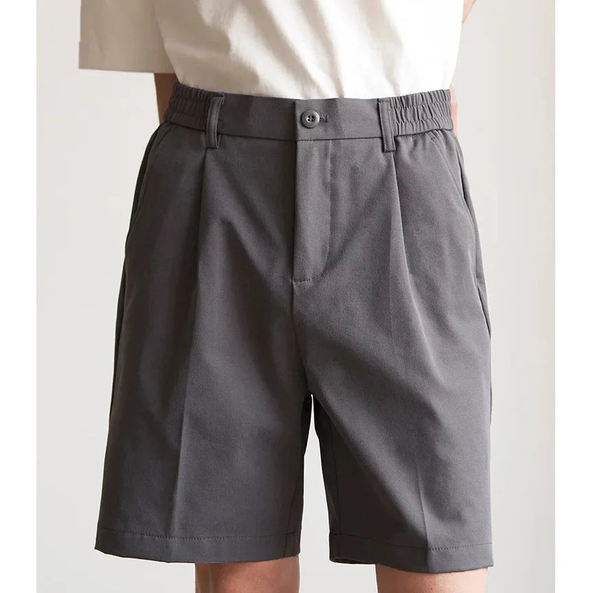 Men’s Pleated Shorts – Tailored Fit in Light Luxury Cotton