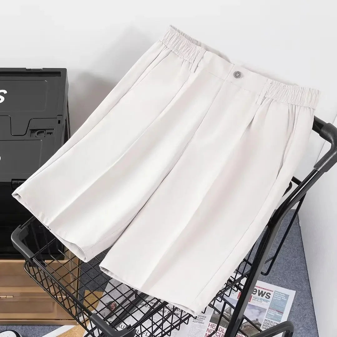 Men’s Pleated Shorts – Tailored Fit in Light Luxury Cotton